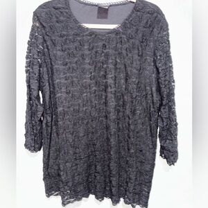 Chic Black Textured Blouse